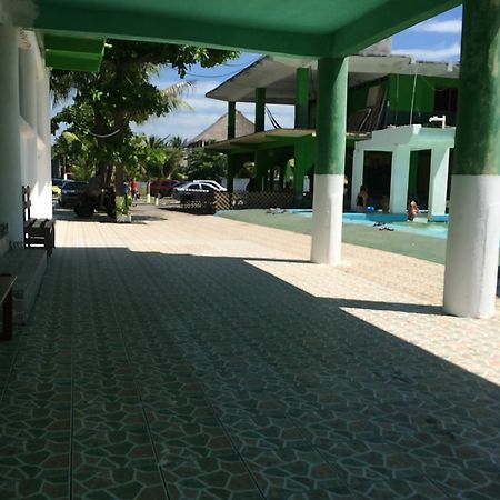 Tortugas Place Hotel Y Bungalos Monterrico Buitenkant foto